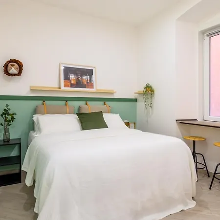 Lovely And Tiny Pied-a-terre In The Center Apartment Trieste